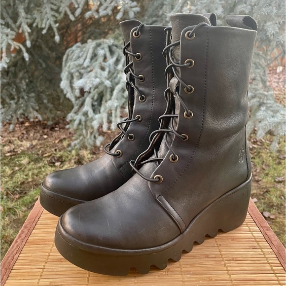 Fly London Shoes - FLY LONDON Black Leather Lace Up / Zipper Platform Wedge Mid-calf Boots.  8-8.5